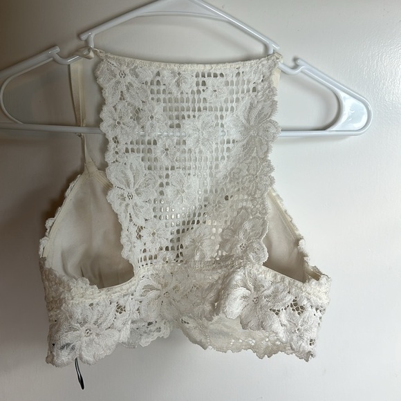 White lace aerie bralette - Picture 4 of 6